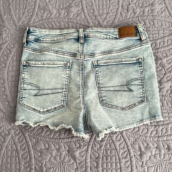 American Eagle Hi-Rise Shortie - Picture 2 of 3